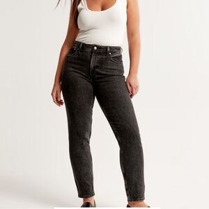 Abercrombie & Fitch Curve‎ Love The Mom High Rise Jean Size 37/ 24R